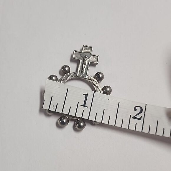 Vintage Silver Tone Jesus On The Cross Rosary Finger Ring Italy - Picture 3 of 3